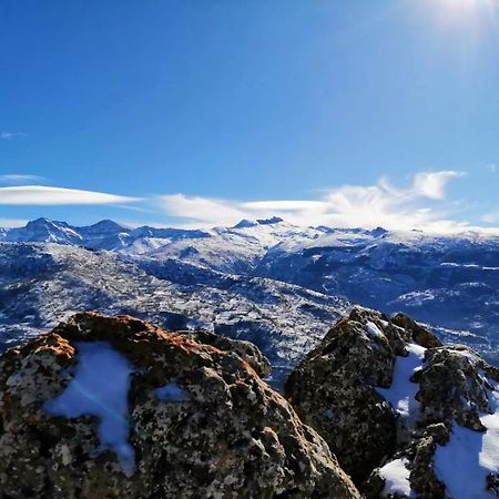 Apartamentos Sierra Nevada Park Гуэхар-Сьерра Экстерьер фото