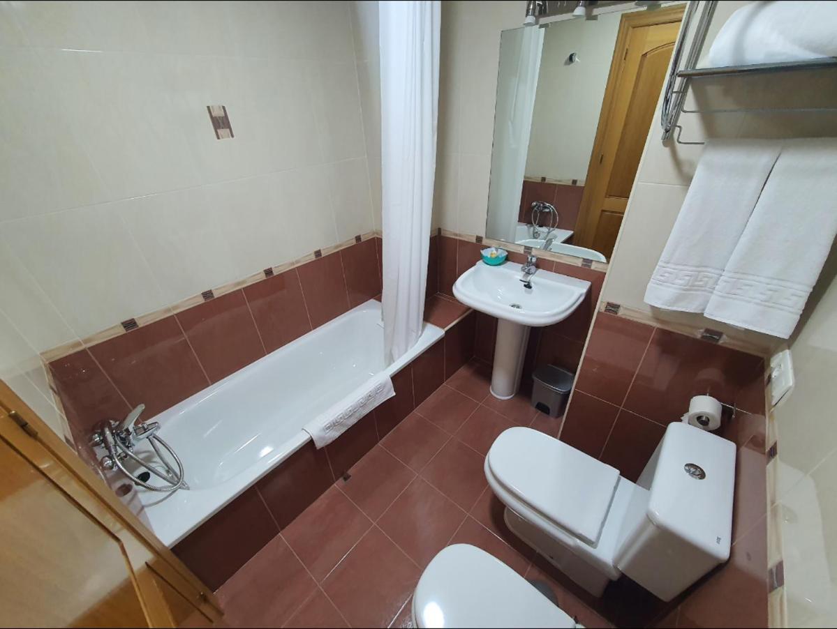 Apartamentos Sierra Nevada Park Гуэхар-Сьерра Экстерьер фото